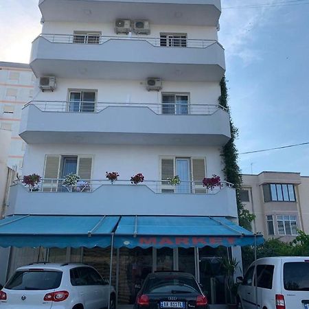 Guesthouse Cami Durrës Eksteriør bilde