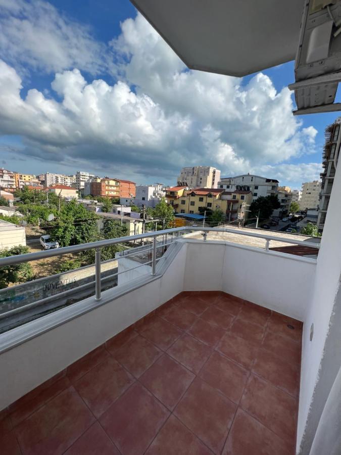 Guesthouse Cami Durrës Eksteriør bilde