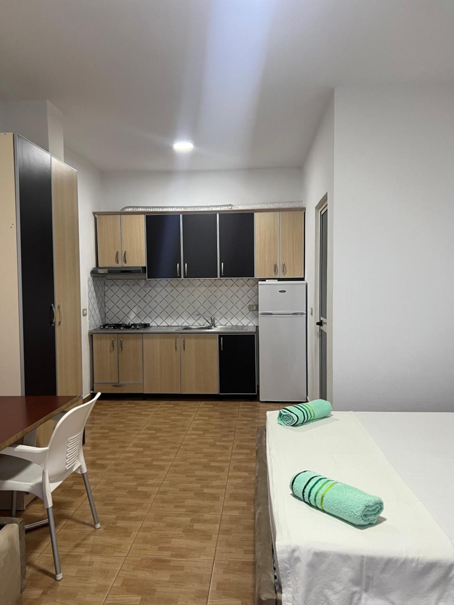 Guesthouse Cami Durrës Eksteriør bilde