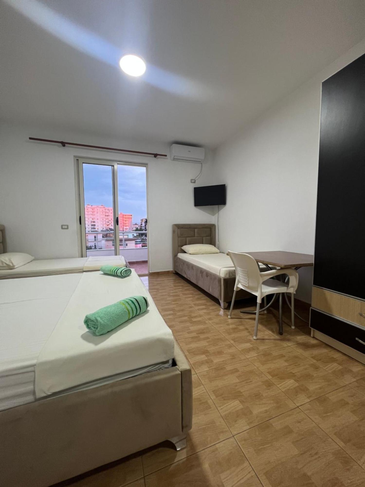 Guesthouse Cami Durrës Eksteriør bilde