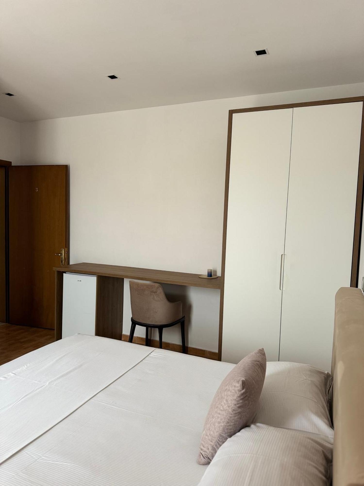 Guesthouse Cami Durrës Eksteriør bilde