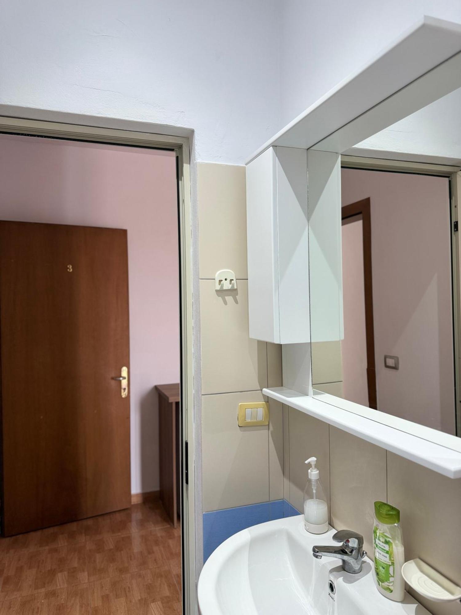 Guesthouse Cami Durrës Eksteriør bilde